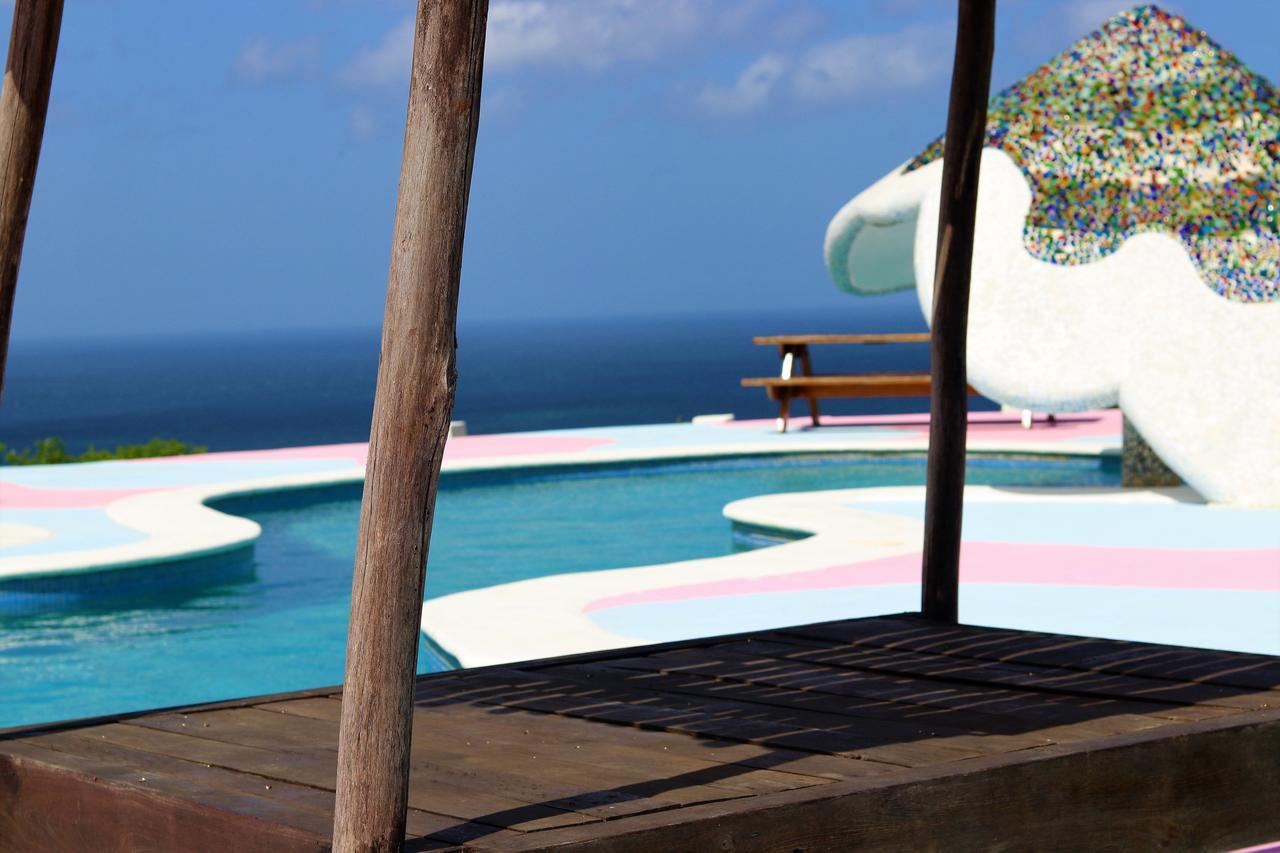 Two Brothers Surf Resort 톨라 외부 사진