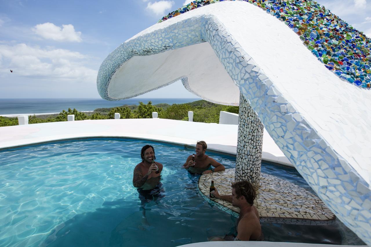 Two Brothers Surf Resort 톨라 외부 사진